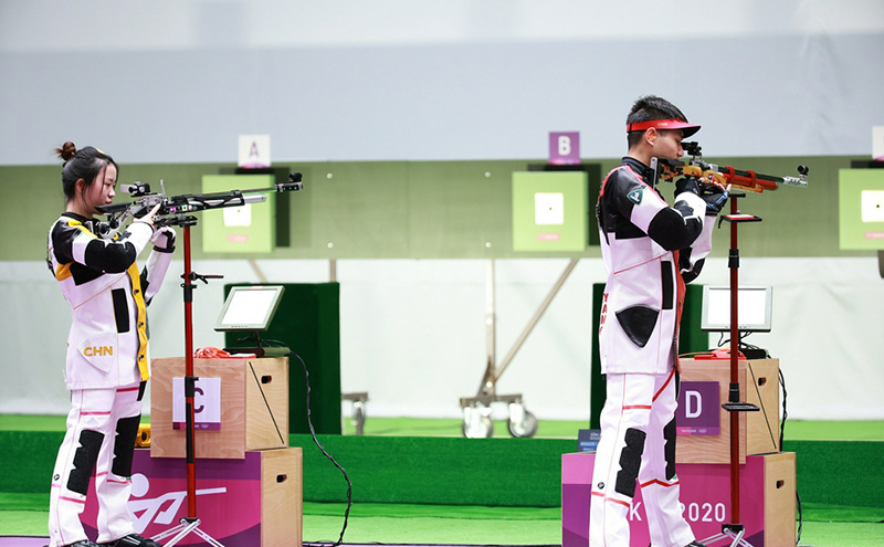 Та?ы да алтын! 10 метр ?ашы?ты?тан пневматикалы? мылты? ату сайысында ер-?йел аралас командасы чемпион болды