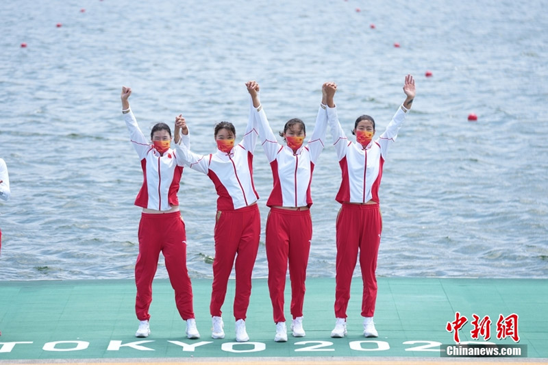 Т?рт адамды? ?ос ескект? ?айы? жарысында ?ытай ??рамасы рекорд жа?алап, алтын?а ие болды