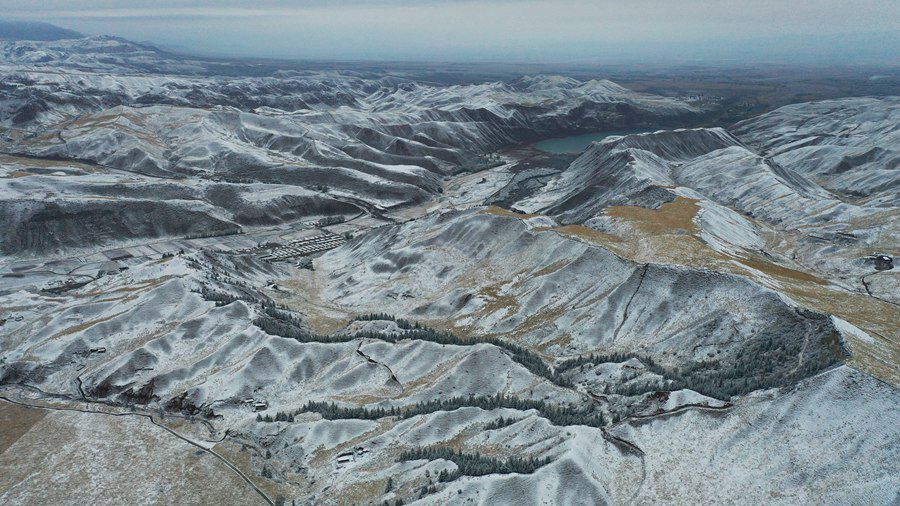 ?ыл?аламмен салын?ан суреттей ?арлы дала