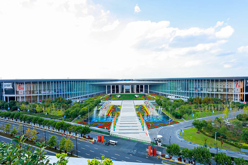 4-?нш? CIIE-д?? ашылуына ?лтты? к?рме ж?не конгресс орталы?ы са?адай сай