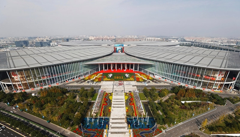 4-?нш? CIIE-д?? ашылуына ?лтты? к?рме ж?не конгресс орталы?ы са?адай сай