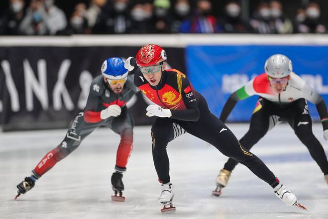 У Дацзин ?лем кубогыны? Нидерландта ?ткен ерлер арасында?ы 500 метрге конькимен ж?г?ру чемпионатында же??ске жетт?