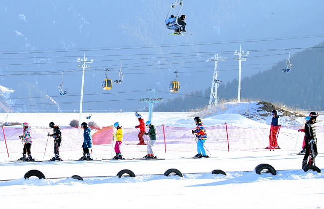 М?з-?арды тамашалап, ?ыс?ы Олимпиаданы ?арсы алайы?