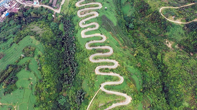 68 б?рылысы бар 6,3 ша?ырымды? тасжол