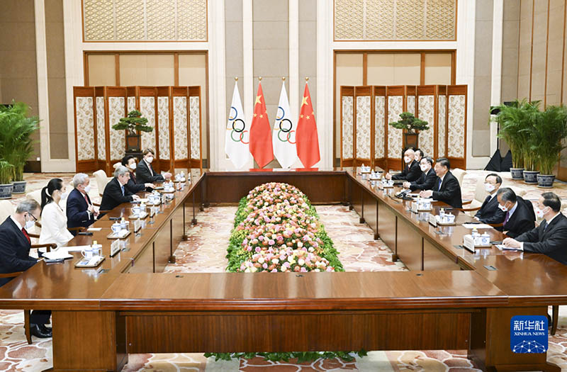 Си Цзиньпин ХОК т?ра?асы Бахпен кездест?: Д?ние ж?з?ндег? елдер 190-нан астам ша?ын ?айы?ты? орнына, б?р ?лкен кемеде болса, жар?ын болаша?ты б?рге б?л?сед?