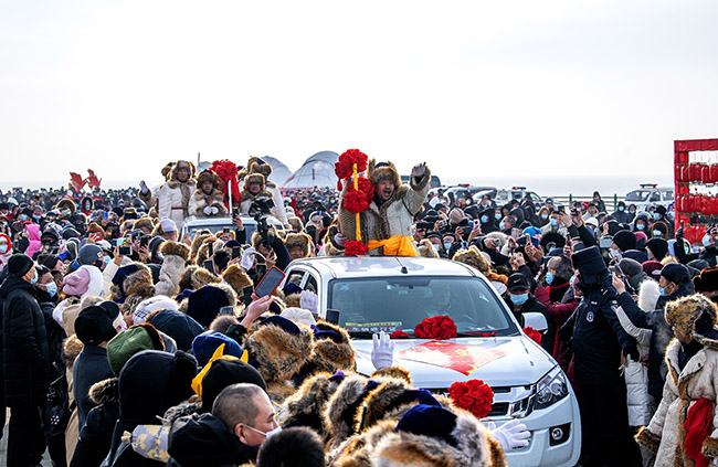 Бурылто?айда?ы балы? аулау мерекес?