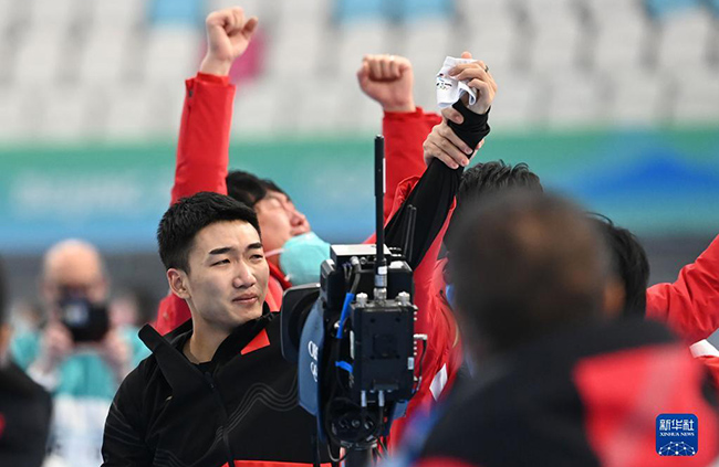 Конькимен ж?г?руден ерлер арасында?ы 500 метрл?к финалда ?ытайлы? Гао Тинъюй алтын медаль енш?лед?