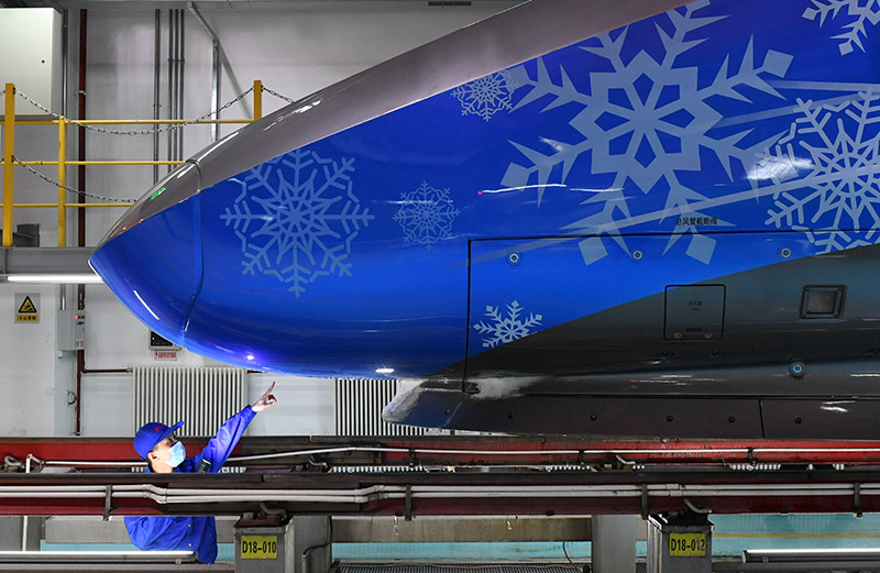 ?ыс?ы Олимпиада кез?нде тасымалдау?а арнал?ан пойыздарды? техникалы? тексер?стер?н к?мдер ж?рг?з?п отырады?