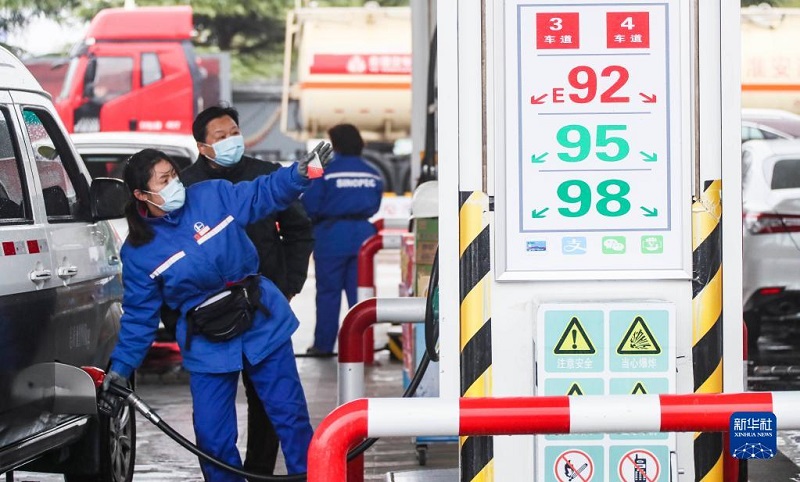 Ел ?ш?ндег? тазартыл?ан м?най ба?асы ?ымбаттады