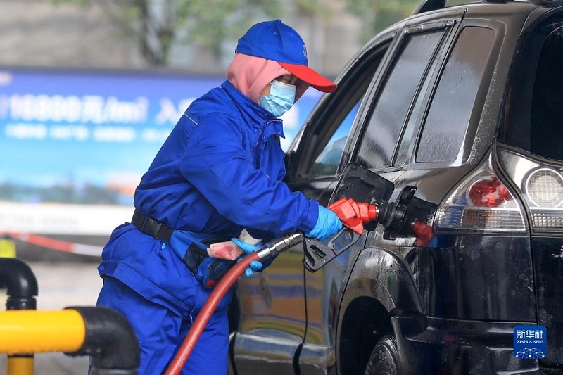 Ел ?ш?ндег? тазартыл?ан м?най ба?асы ?ымбаттады