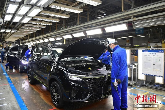 Эпидемияны? алдын алу мен ?нд?р?ст? те?гер?мд? ж?рг?зу ?ш?н SAIC Motor Линьган жолаушылар к?л?г? базасы ж?мыс жасауда