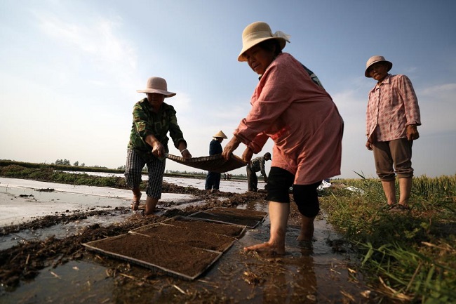 ?рб?р к?шет ?ш?н тынымсыз е?бек керек