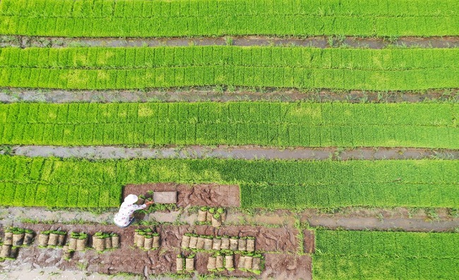 ?рб?р к?шет ?ш?н тынымсыз е?бек керек