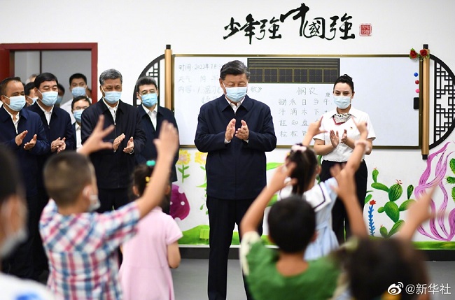 Си Цзиньпин Шы?жа?ны? ?р?мж? ?аласында ?ызметт?к тексер?с ж?рг?зд?