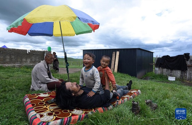 Батыс Сычуань ?ст?рт?ндег? заманауи малшылар