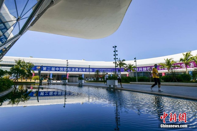 Хайкоуда ек?нш? кезект? ?ытай халы?аралы? т?тыну тауарлары ж?рме?кес? ашылды