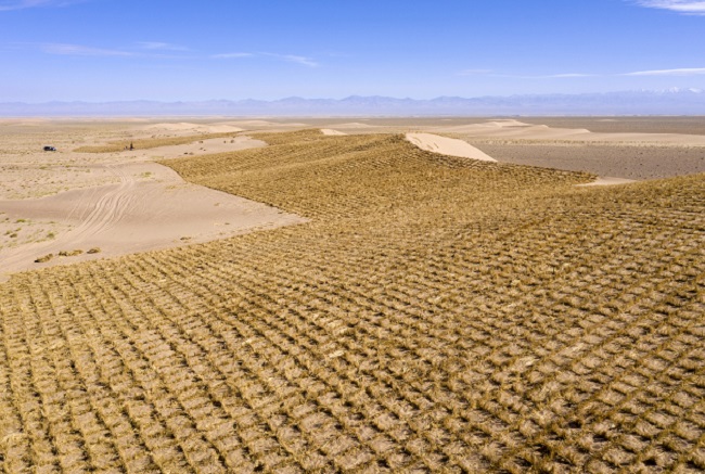 А?сай ?аза? автономиялы? ауданында?ылар ?ст?рттег? ??мды т?зг?ндеумен ?б?гер