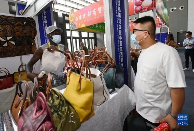 Сиань ?аласында 6-ншы ?Ж?бек жолы? халы?аралы? к?рмес? ?тт?