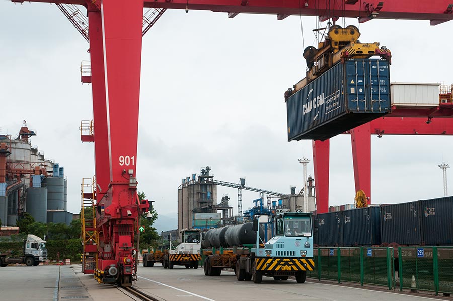 Нинбо, Чжэцзян: ?Те??з-тем?ржол б?рлескен тасымалы? ?миллион? ж?ш?ктен асады