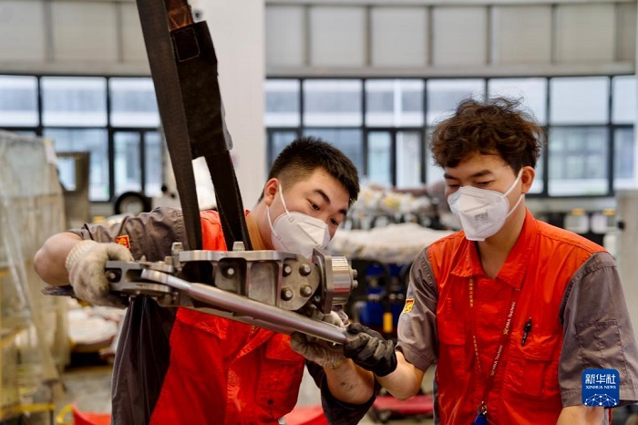 Хайнаньны? ерк?н сауда порты авиациялы? ?оз?алт?ыштарды ауыстыру?а арнал?ан ал?аш?ы шетелд?к тапсырысты ?абылдады