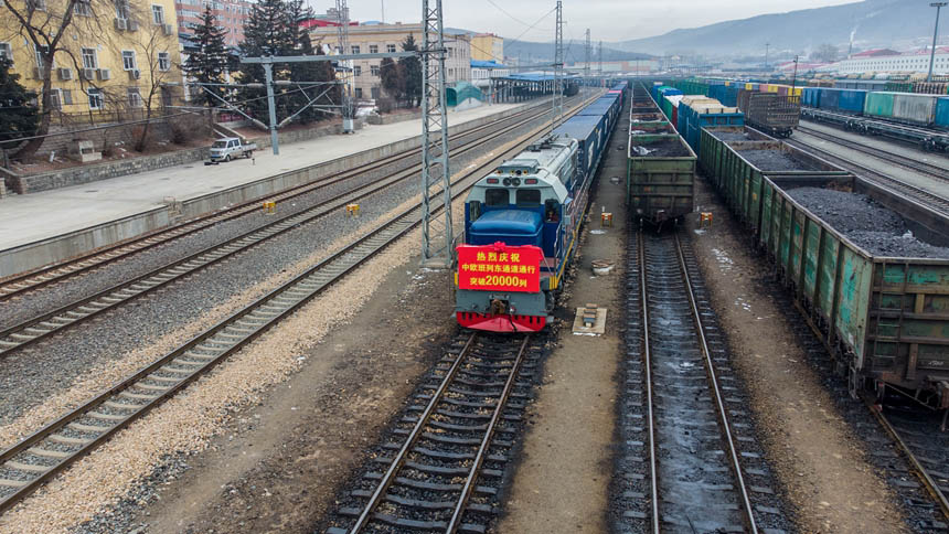 ?ытай-ЕО пойыздарыны? шы?ыс д?л?з?ндег? жиынты? трафиг? 20 000 пойыздан асты