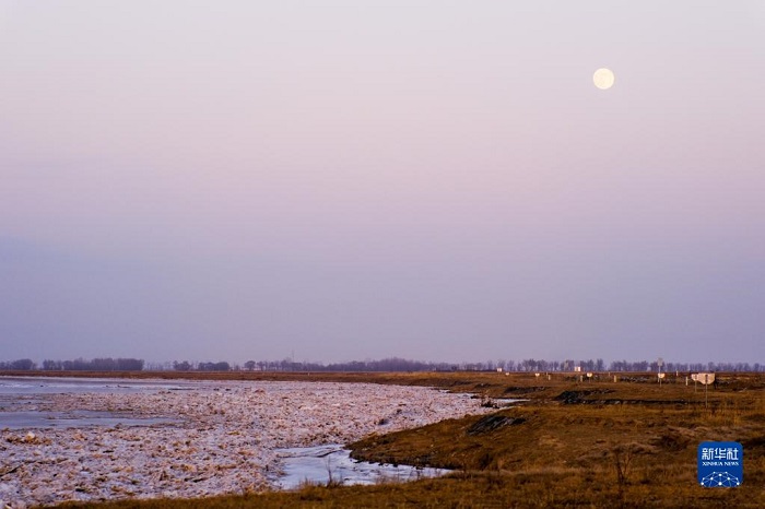 М?з ??рсан?ан Сары ?зен