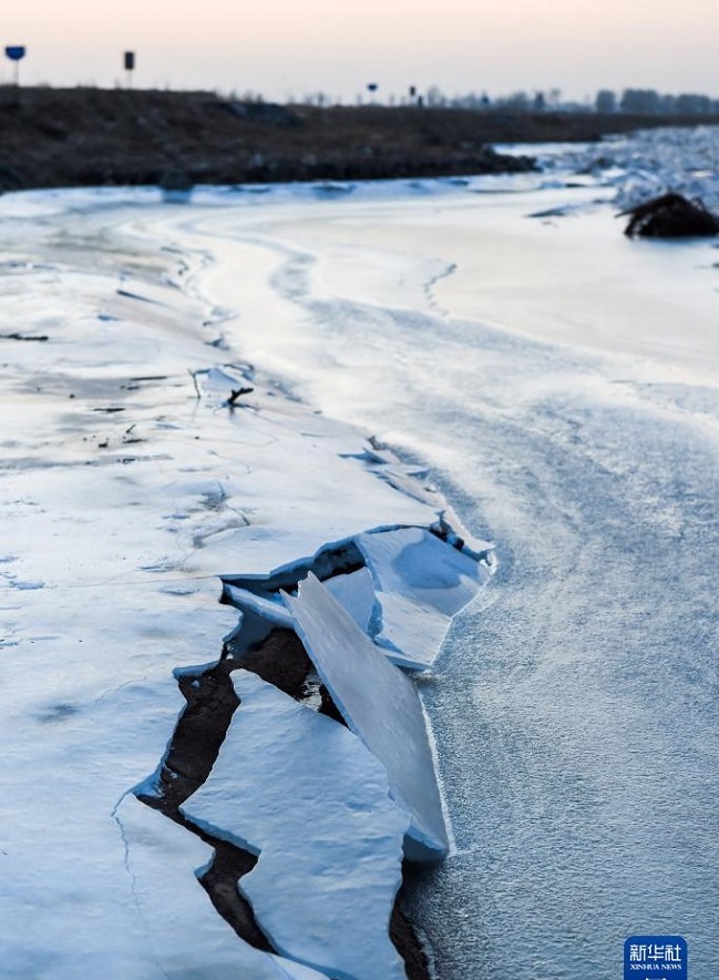 М?з ??рсан?ан Сары ?зен