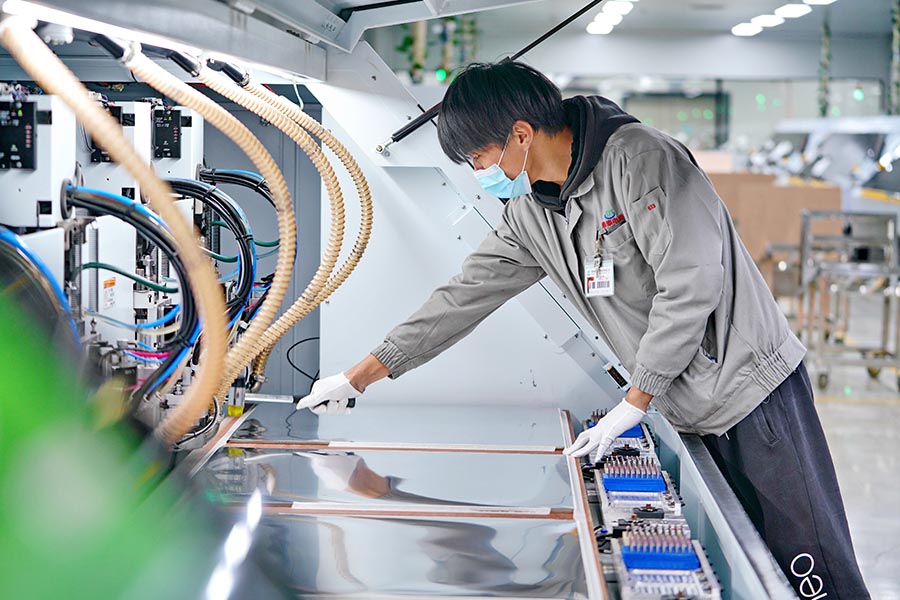 Луннань, Цзянси: экспортты? тапсырыстарды мерз?м?нде орындау ?ш?н бар к?шт? салуда