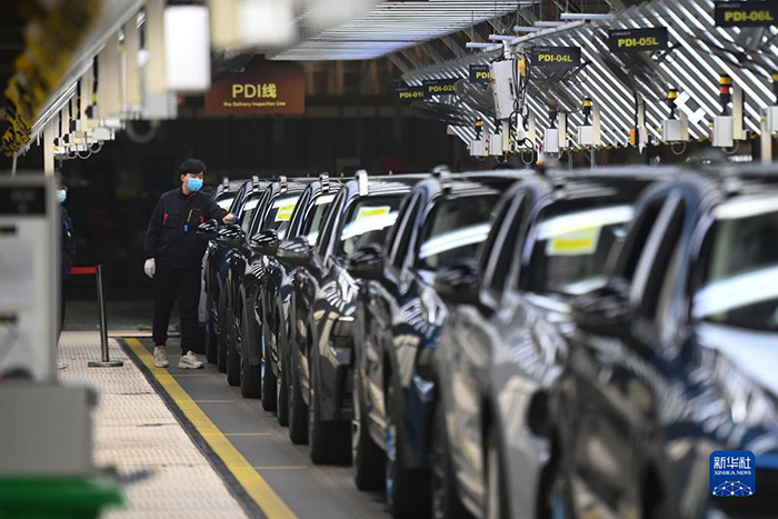 К?с?порын ?нд?р?с? ?ар?ынды ж?р?п жатыр