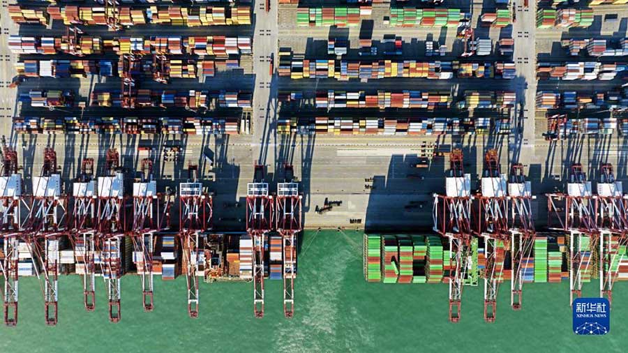 Шаньдунны? Циндао порты жа?а жылда ж?мыс?а белсене к?р?ст? 