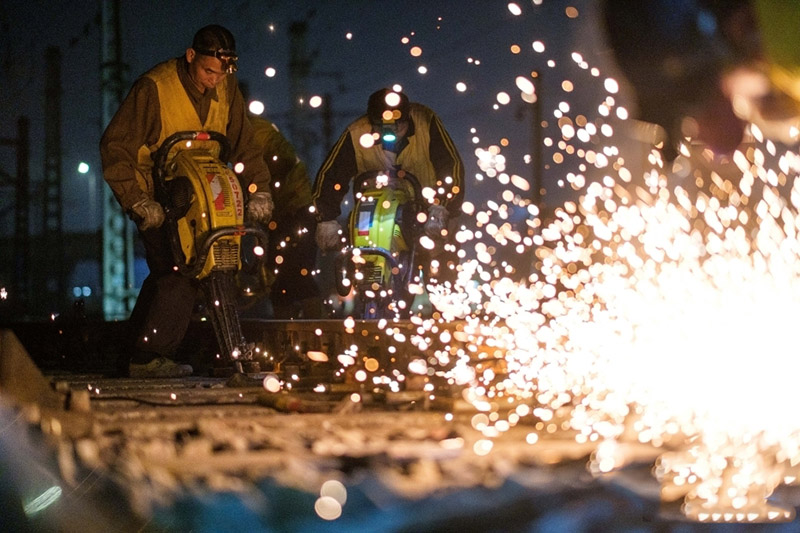 ?ытай-Еуропа пойызымен б?рге ж?рет?н ?тем?ржол д?р?гер??