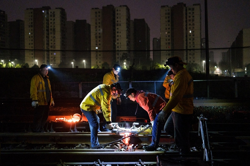 ?ытай-Еуропа пойызымен б?рге ж?рет?н ?тем?ржол д?р?гер??