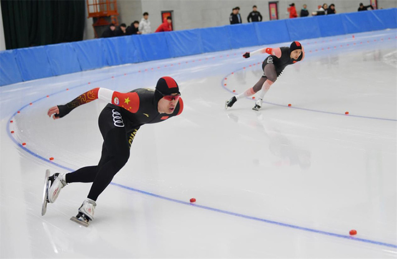 Коньки тебуден ?лтты? чемпионат: ?анат М??амет?лы бас б?йген? же??п алды