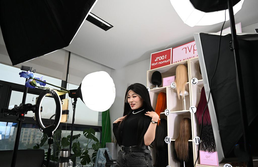 ?ытайды? жасанды шаштары ?онлайн экспресспен? шетелге шы?ады