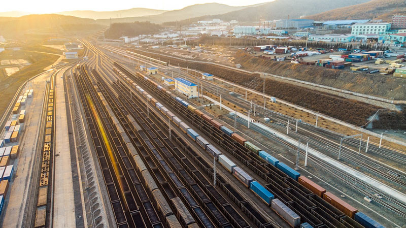 Хэйлунцзян ?лкес? Суйфэньхэ портында?ы ?ытай-Еуропа пойыздарыны? саны 2 000-нан асты