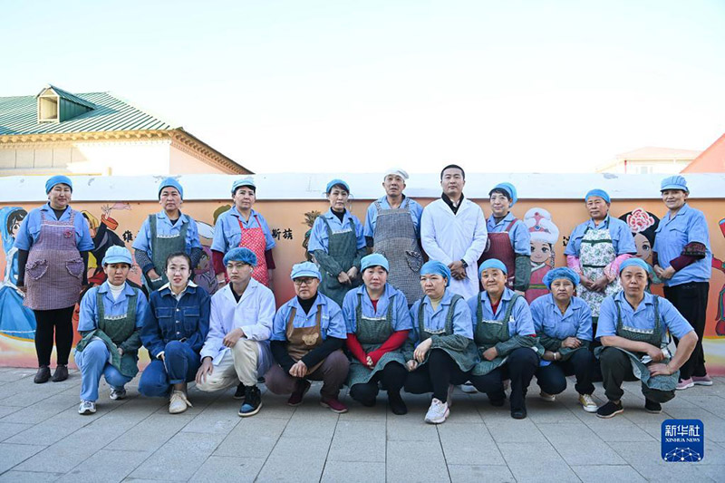 Ш?уешек ?р?мш?к к?лшес?: к?п?лтты та?ам ерекшел?ктер?н б?р?кт?рет?н Шы?жа? та?амы