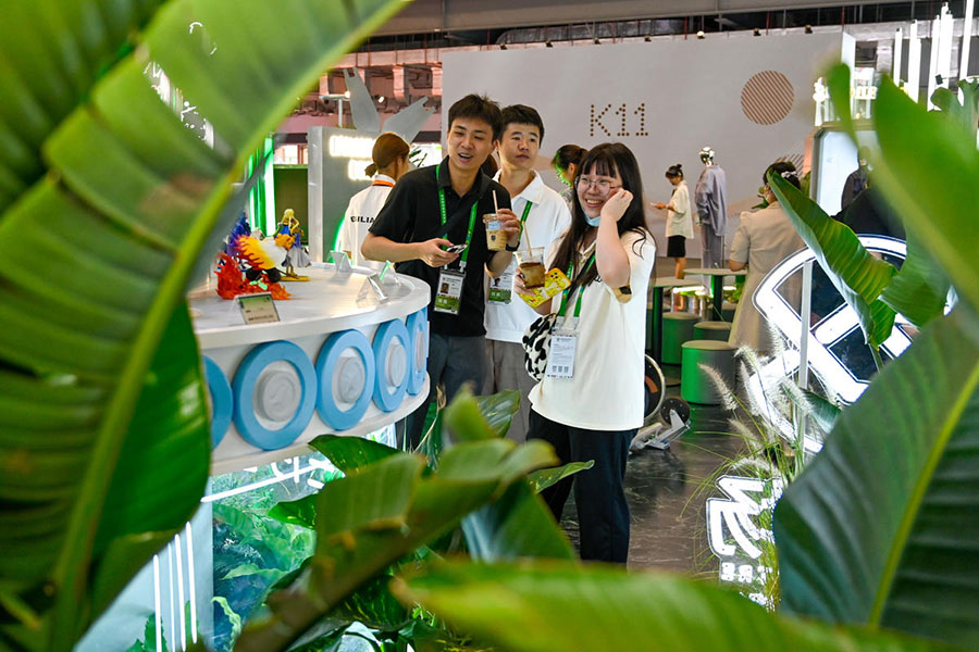 ?ытайды? ?ш?нш? халы?аралы? т?тыну тауарлары к?рмес? ашылды