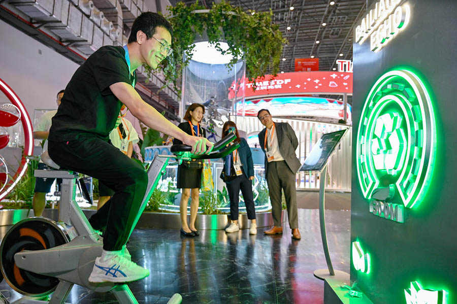 ?ытайды? ?ш?нш? халы?аралы? т?тыну тауарлары к?рмес? ашылды