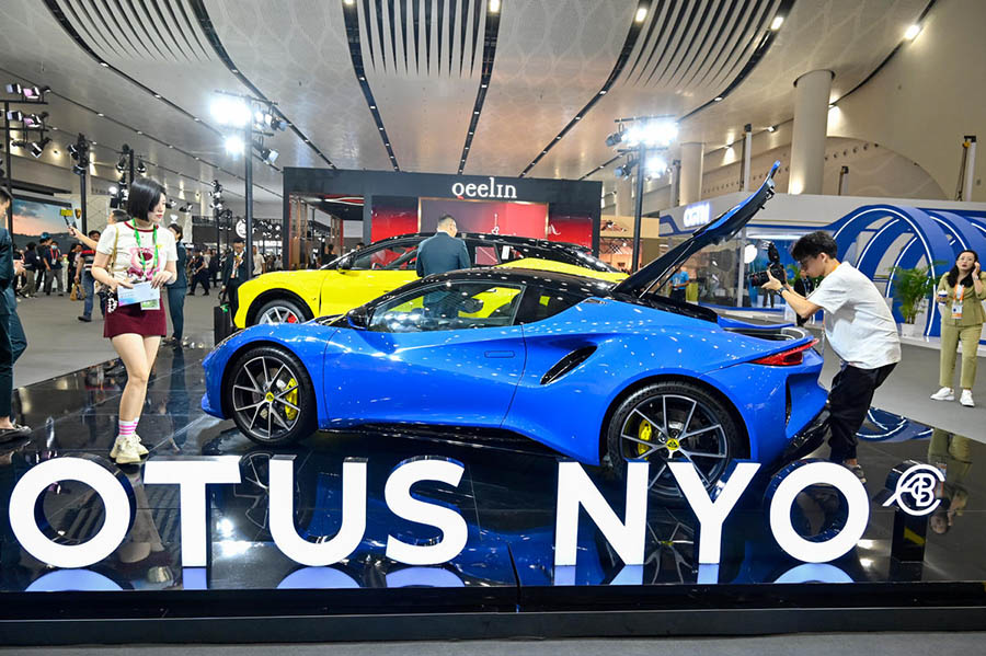 ?ытайды? ?ш?нш? халы?аралы? т?тыну тауарлары к?рмес? ашылды