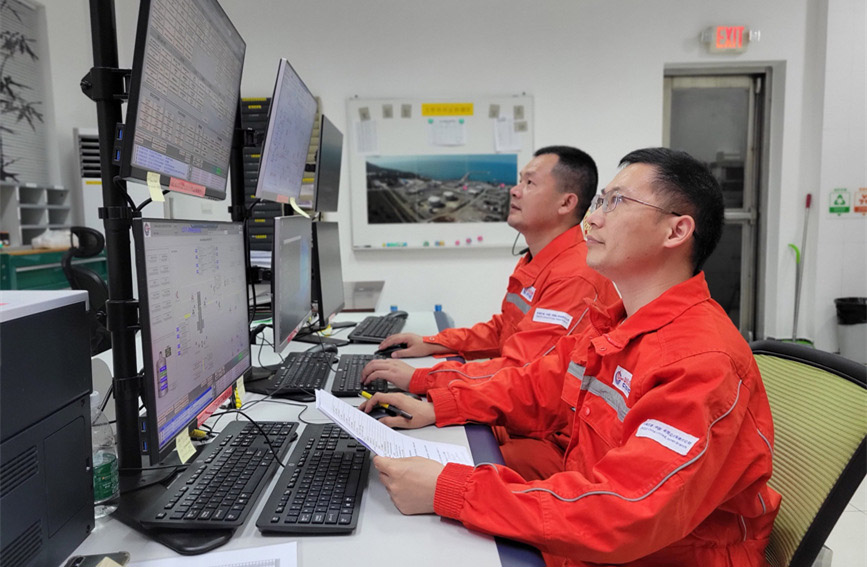 Ультра тере? суда?ы атмосфералы? кен орнында ?нд?р?ст? ?ашы?тан бас?ару ж?зеге асты