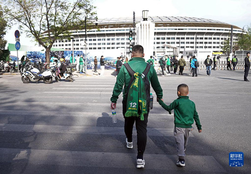 ?Жа?а Бейж?? ж?мысшылар стадионы? ресми ашылды