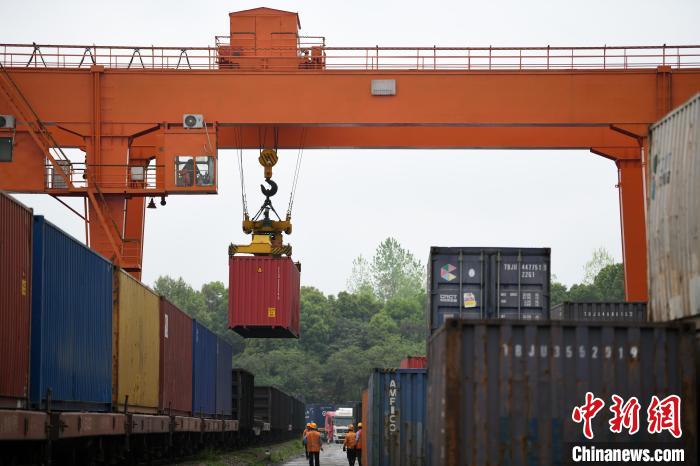 Биыл Цзянси ?лкес?нен ?аза?стан?а ал?аш?ы ?ытай-Еуропа пойызы ашылды