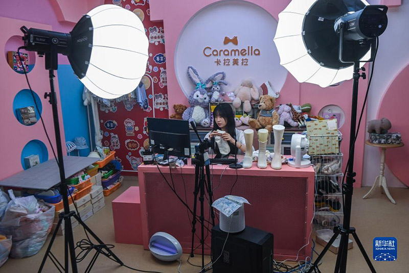 ?лемдег? е? ?лкен ш?лы? базасы б?р?нш? то?санда жо?ары ?с?м к?рсетт?