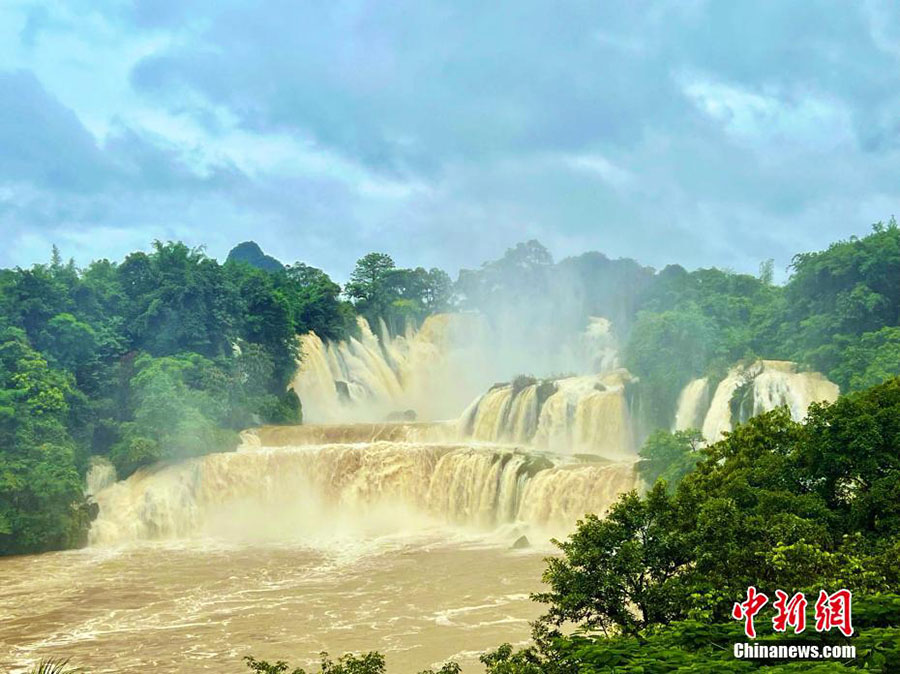 Азияда?ы н?м?р? б?р?нш? транс?лтты? сар?ырама е? к?ркем мезг?лд? ?арсы алды