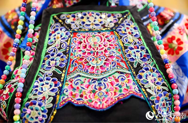 Юньнаньда И ?лты кестелер?н?? к?рмес? ?тт?