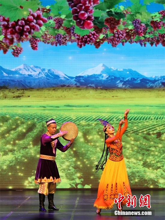 Шы?жа? М??ам тобы Индонезияда ?нер к?рсетт?