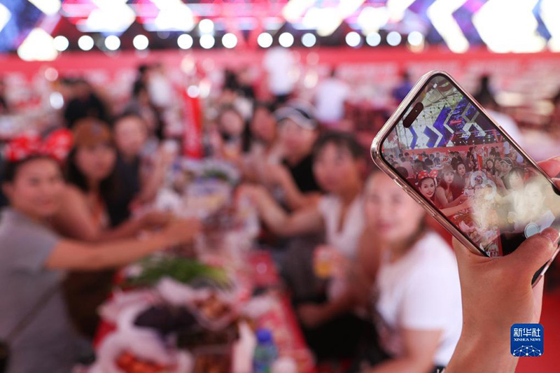 21-?нш? Харбинь халы?аралы? Октоберфест фестивал? ашылды