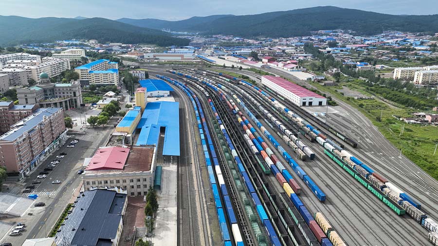 Хэйлунцзянда?ы Суйфэньхэ тем?ржол портында?ы ?ытай-Еуропа пойызыны? ашылуына бес жыл