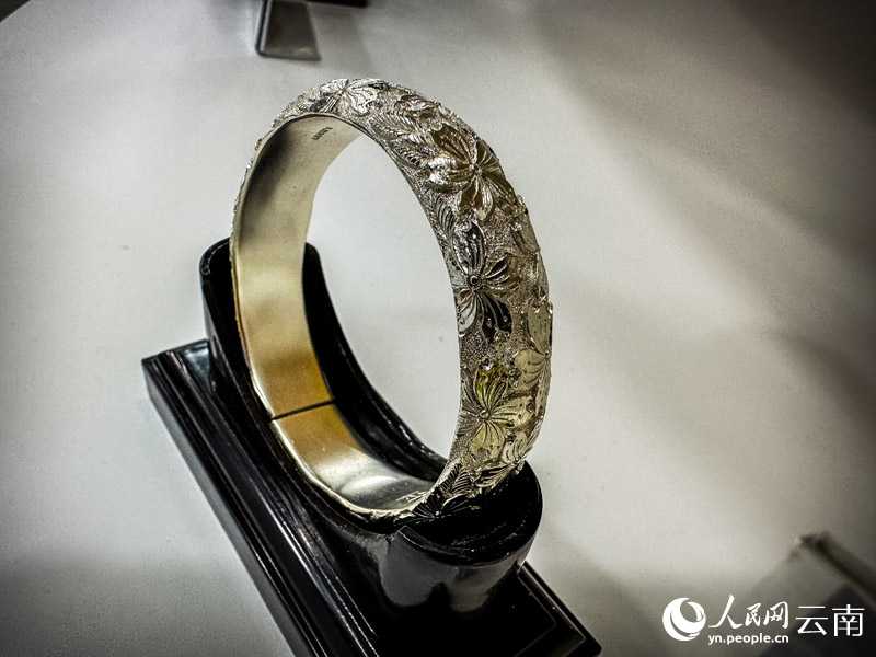 Юньнань ?лкес?н?? Хэцин ?аласында материалды? емес м?дени м?ра?а арнал?ан салтанатты мереке ?тт?