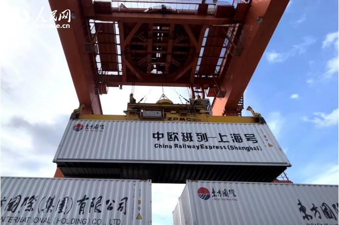 С?з Еуразияны аралап ж?рген ?Болат т?йе керуен?н? к?рд???з бе?